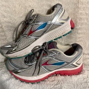 Brooks Gray and Blue Athletic Shoes with Red Accents